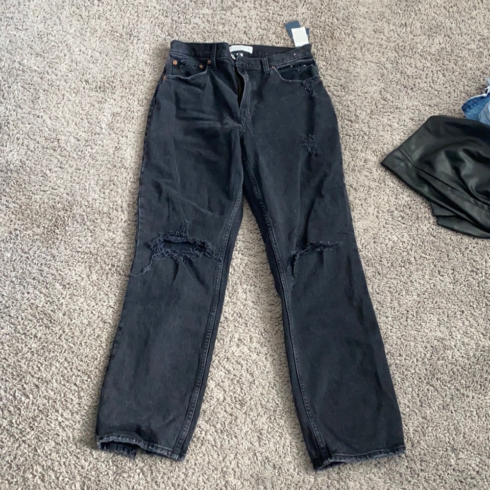 NWT Abercrombie 90s Straight Ultra High Rise Jeans